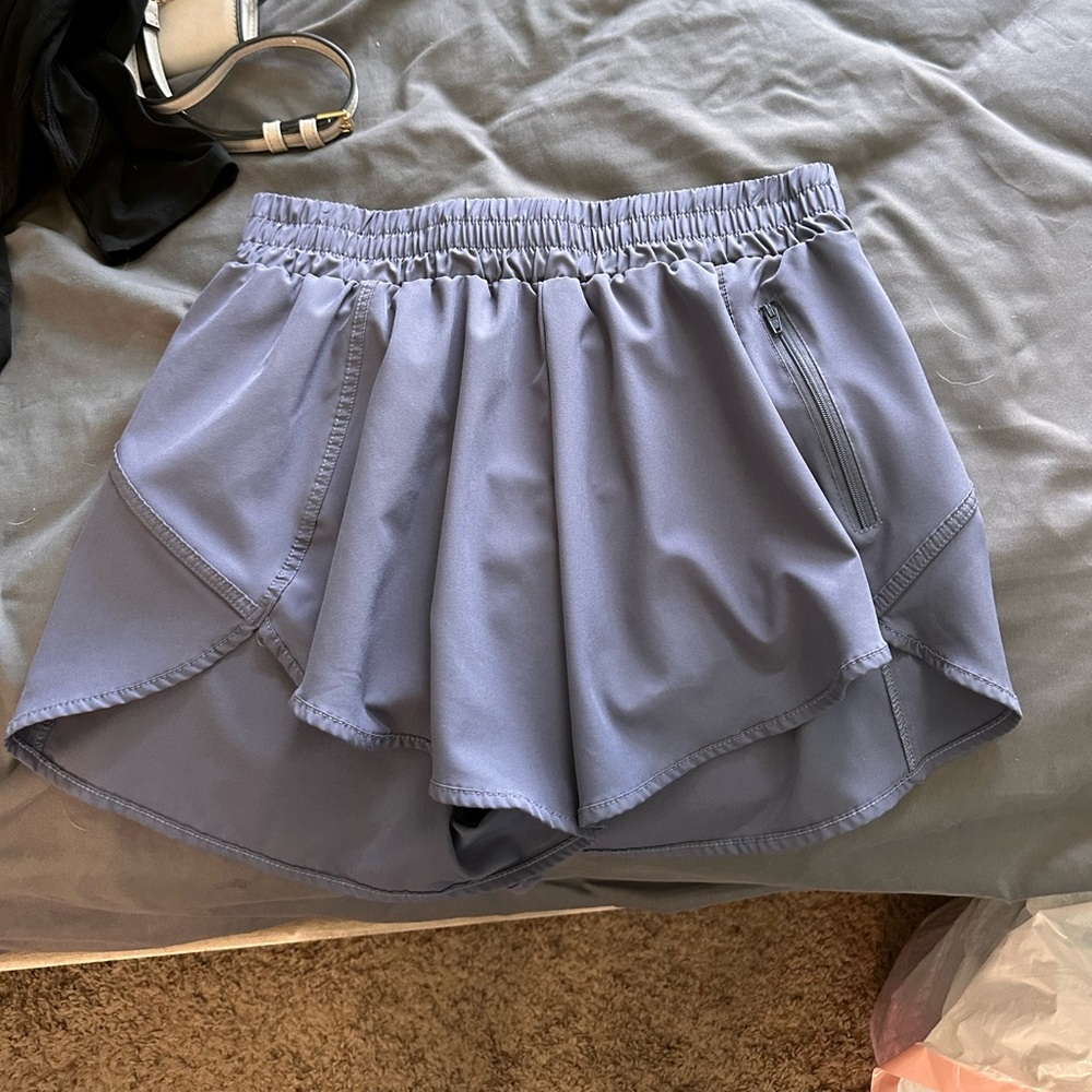 B athletic short size M